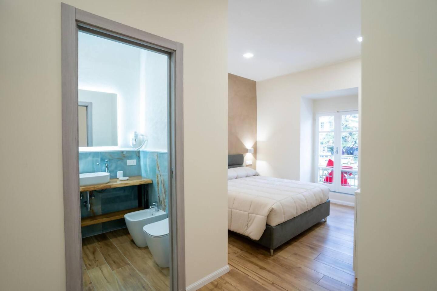 Blue Dream Suites Salerno Zewnętrze zdjęcie